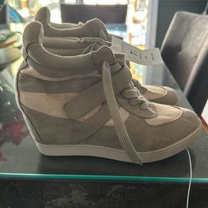 Xhilaration women’s athletic high top wedge shoes.